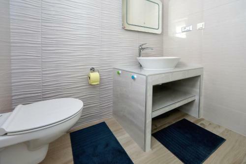 Apartmani Marina S Pogledom, Suko?an