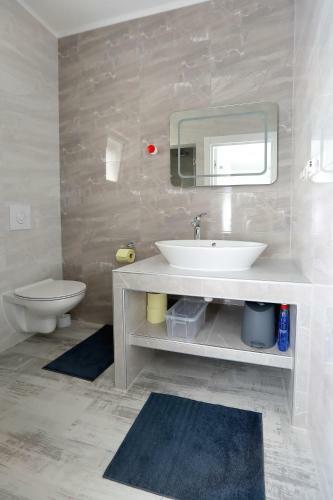 Apartmani Marina S Pogledom, Suko?an