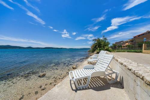 Holiday Home Sunshine