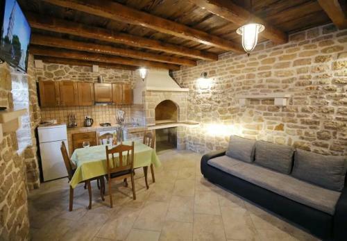 Holiday Home Josi - Modern Old