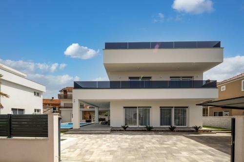 Beautiful Villa Gemella