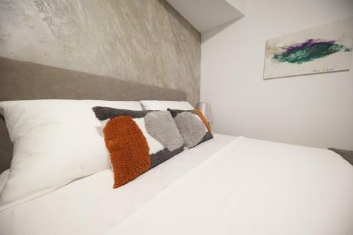 Hostal Beachfront Apartments And Rooms