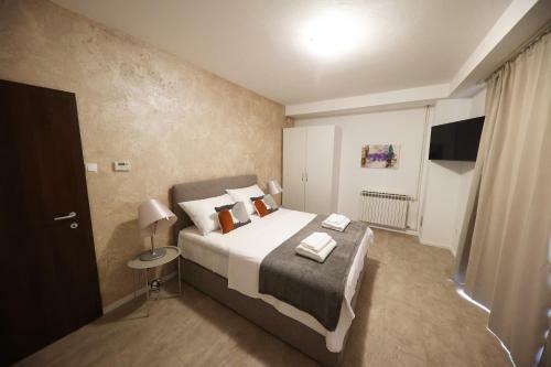 Hostal Beachfront Apartments And Rooms