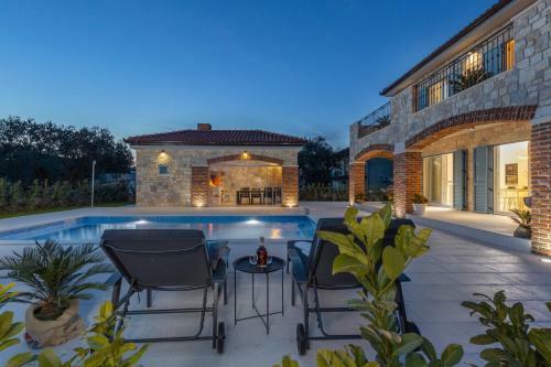 Lovely Villa Batana In Sukosan