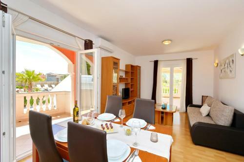 Apartmani Emili