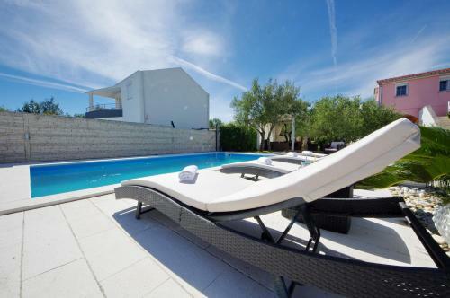 Apartmani Emili