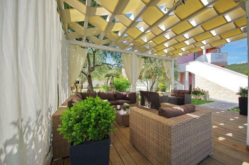 Apartmani Emili