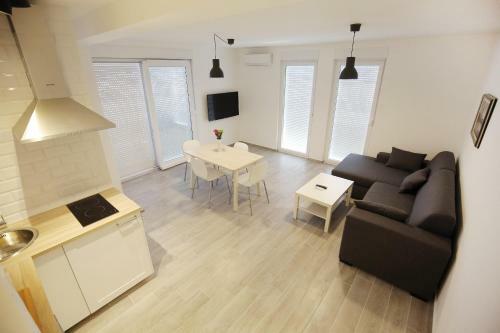 Apartments Villa Navi