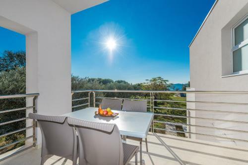 Villa Amfora - First Row By The Sea