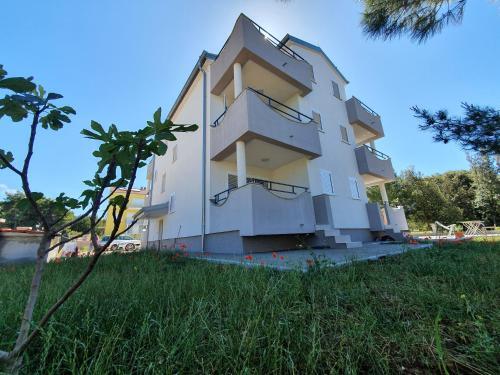 Apartments Villa M&m 2