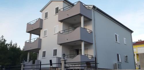 Apartments Villa M&m 2