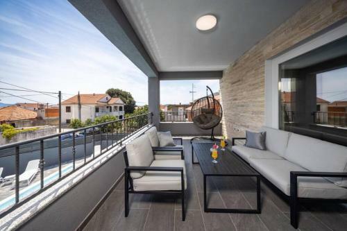 Villa Danica With Pool