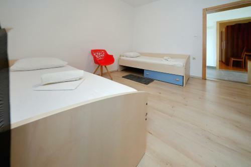 Hostal Holiday House Andrija