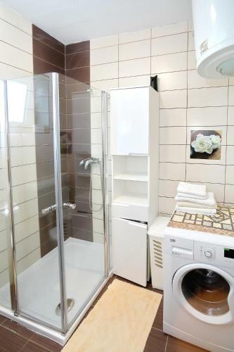 Hostal Holiday House Andrija