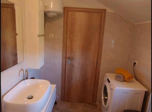 A Three Bedroom Apartment With Sea View