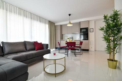 Luxury Apartments La Perla