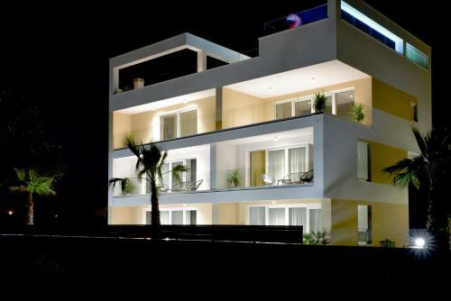 Luxury Apartments La Perla