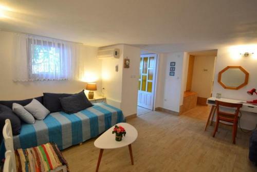 Apartman Mirna