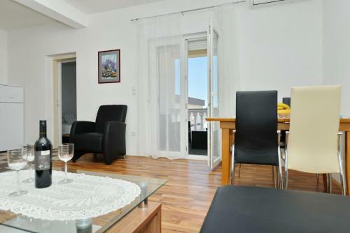 Apartmani L&r Bibinje