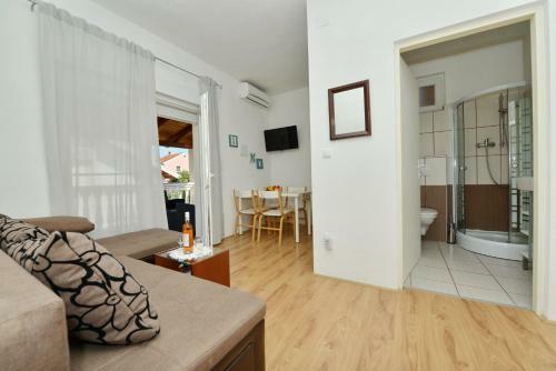 Apartmani L&r Bibinje