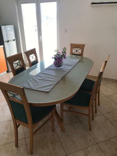 Apartmani Sanda I Leo