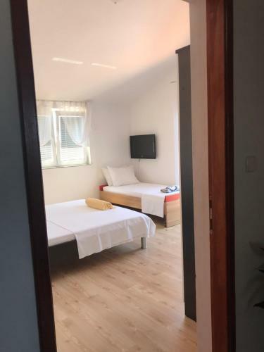 Apartmani Sanda I Leo