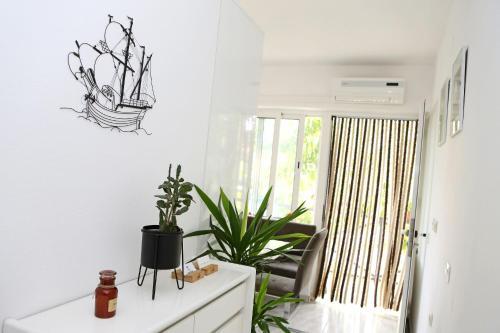 Apartment Adam