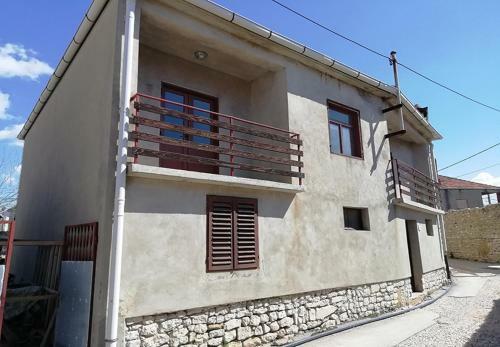 Apartment Ljilja 1 - With Terrace