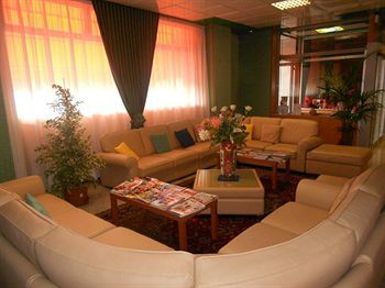Tiby Hotel