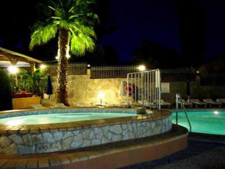 Aparthotel Hotel Megara