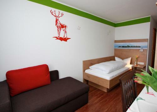 Hostal Gasthof-hotel H�hensteiger