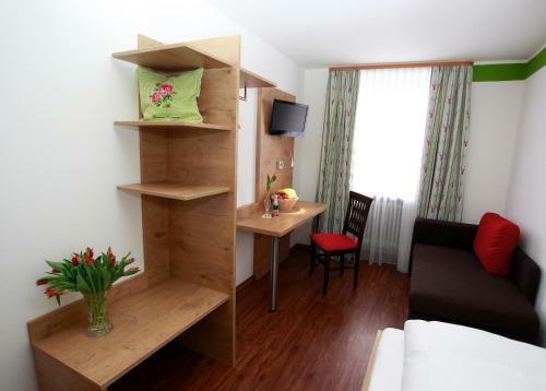Hostal Gasthof-hotel H�hensteiger
