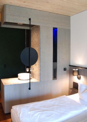 Hostal Gasthof-hotel H�hensteiger