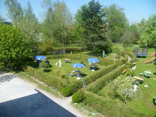 Hostal Gasthof-hotel H�hensteiger