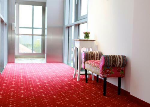 Hostal Gasthof-hotel H�hensteiger