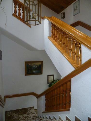 Hostal Gasthof-hotel H�hensteiger