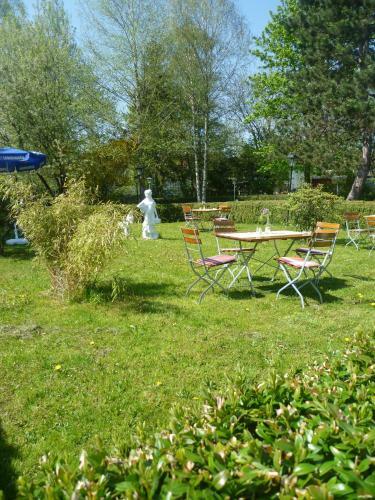 Hostal Gasthof-hotel H�hensteiger