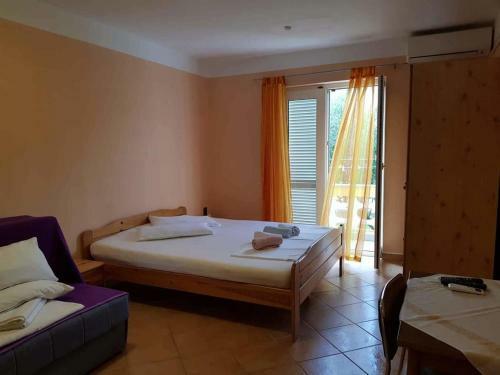 Apartments By The Sea Zaton, Zadar - 18050