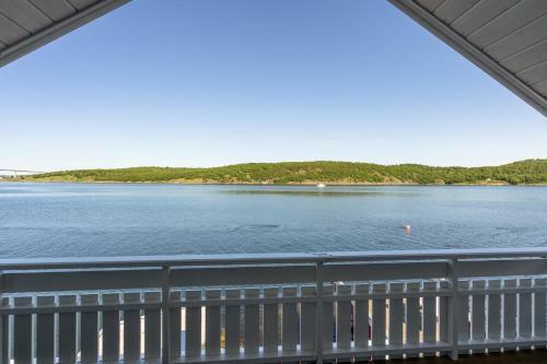 Flott Sj�hus Rett Ved Saltstraumen