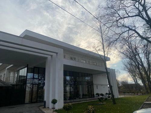 Hotel Ocaua Lui Cuza