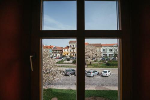 Bed & Breakfast V�r�s Guest House