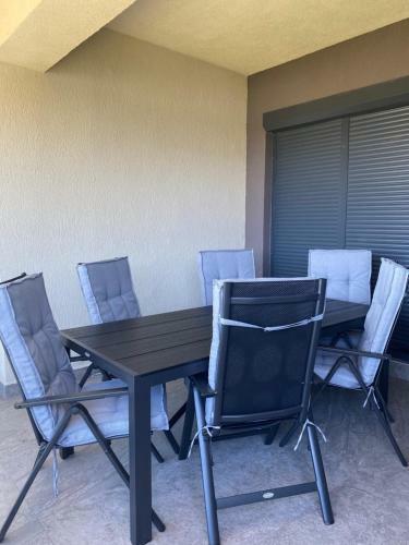 Enjoy Life Apartments