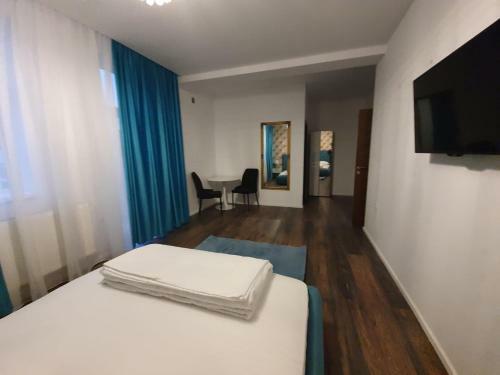 Hotel Aristocrat Central
