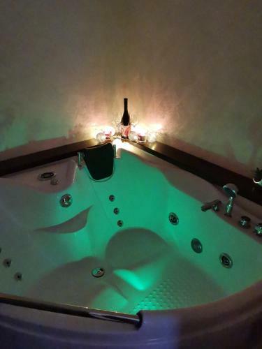Apartamento Camera Cu Jacuzzi