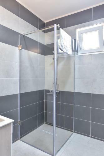 Hostal Pensiunea Ravhouse
