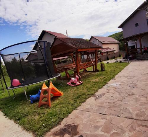 Hostal Pensiunea Adriana