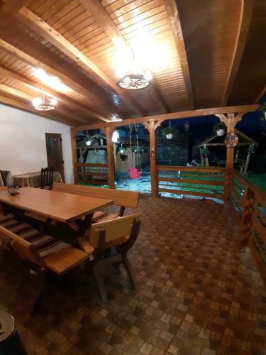 Hostal Pensiunea Adriana