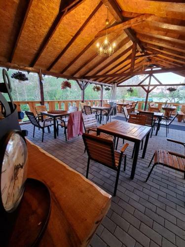 Hostal Pensiunea Brazi