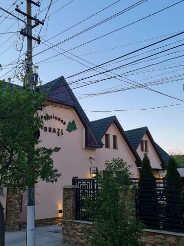 Hostal Pensiunea Brazi