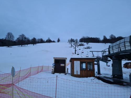 Hostal Sz�kelyvars�gi Fenyves Kuck�